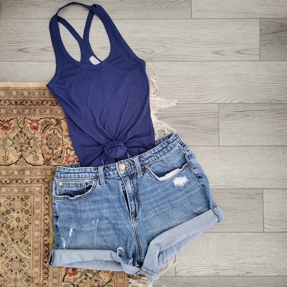mahina • ribbed triangle cutout tank • E